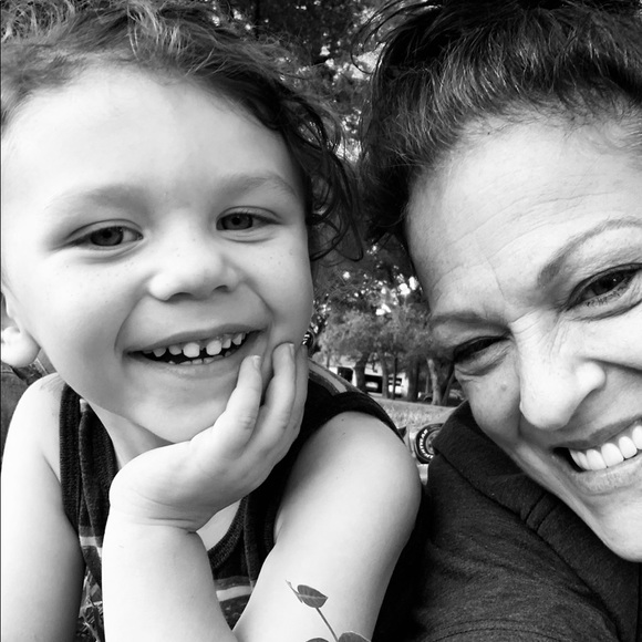 Meet your Posher, Patti - Picture 3 of 6